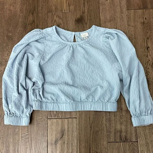 A New Day Cropped lt blue blouse. Sz M - Picture 1 of 4